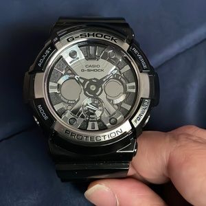 Casio G-SHOCK GA-200BW Men's wristwatch